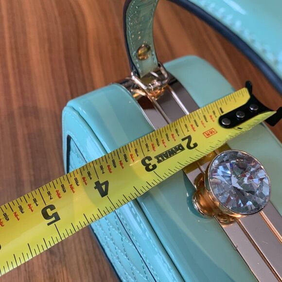 Purse, handbag, EUC, quilted turquoise vegan patent leather, holds phone - Picture 7 of 16